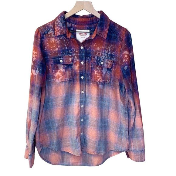 Mossimo Supply Co. Tops - 𝅺FALL farm red plaid hand bleached flannel shirt
